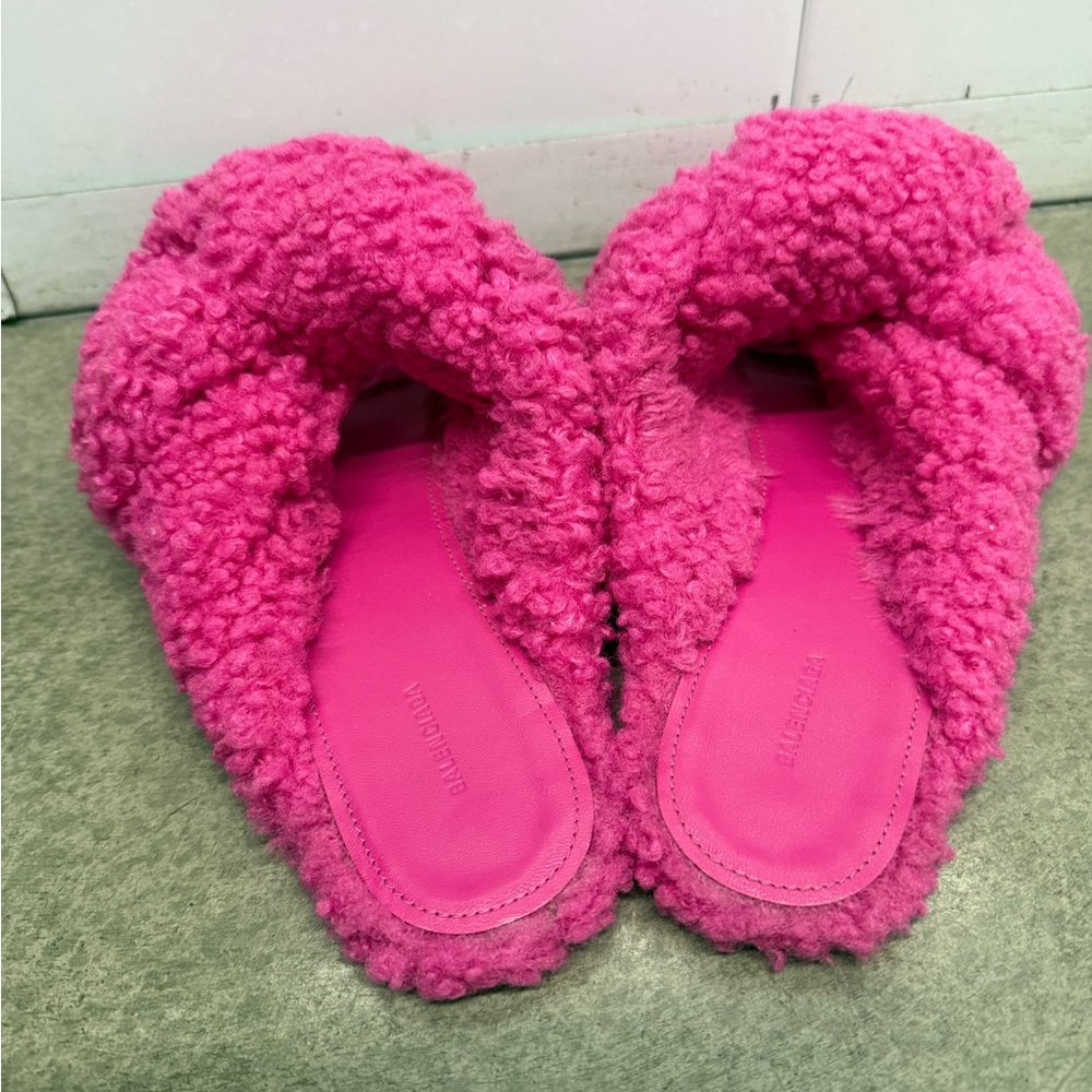 BALENCIAGA Drapy Faux Shearling Sandals - Hot Pink - Picture 4 of 7